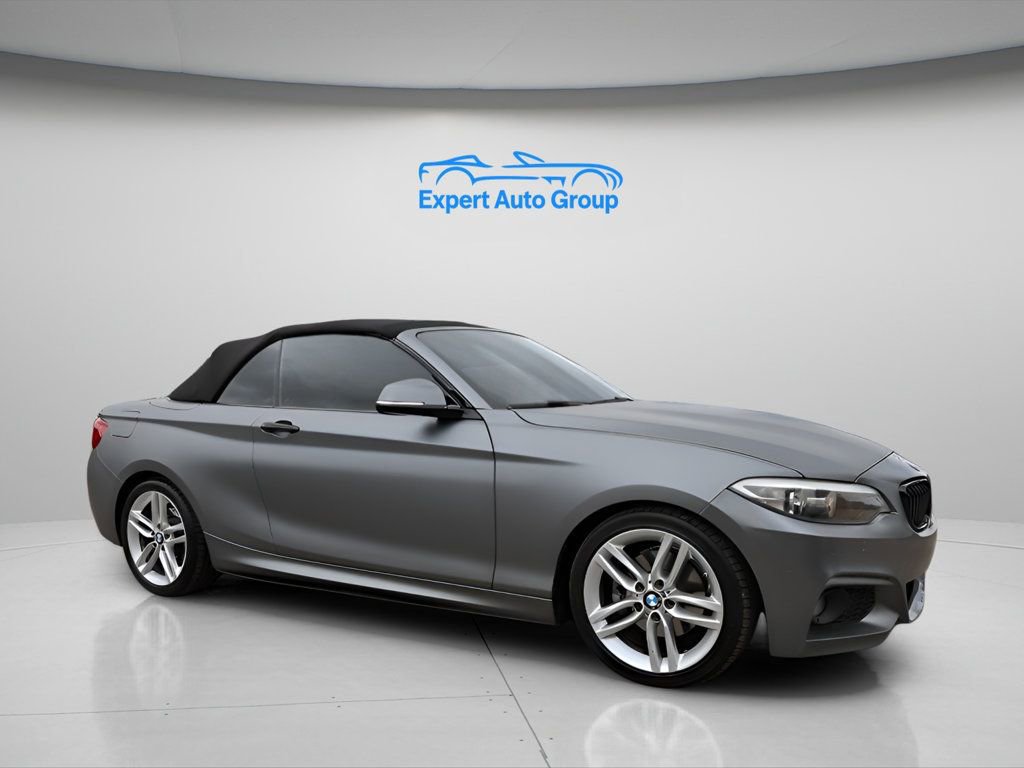 Used 2017 BMW 230i Convertible RWD image 5