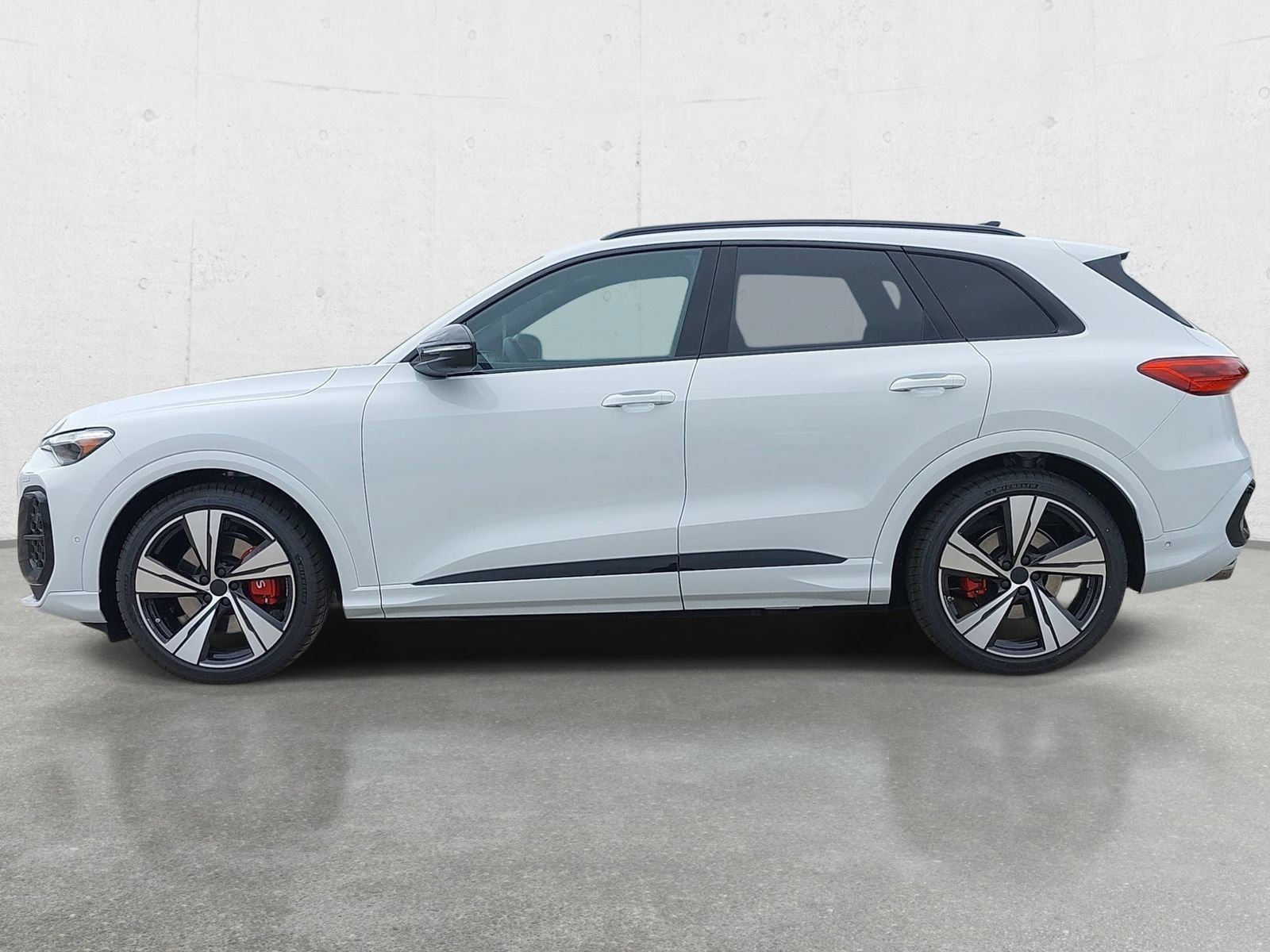 New 2026 Audi SQ5 Premium Plus AWD/4WD image 8