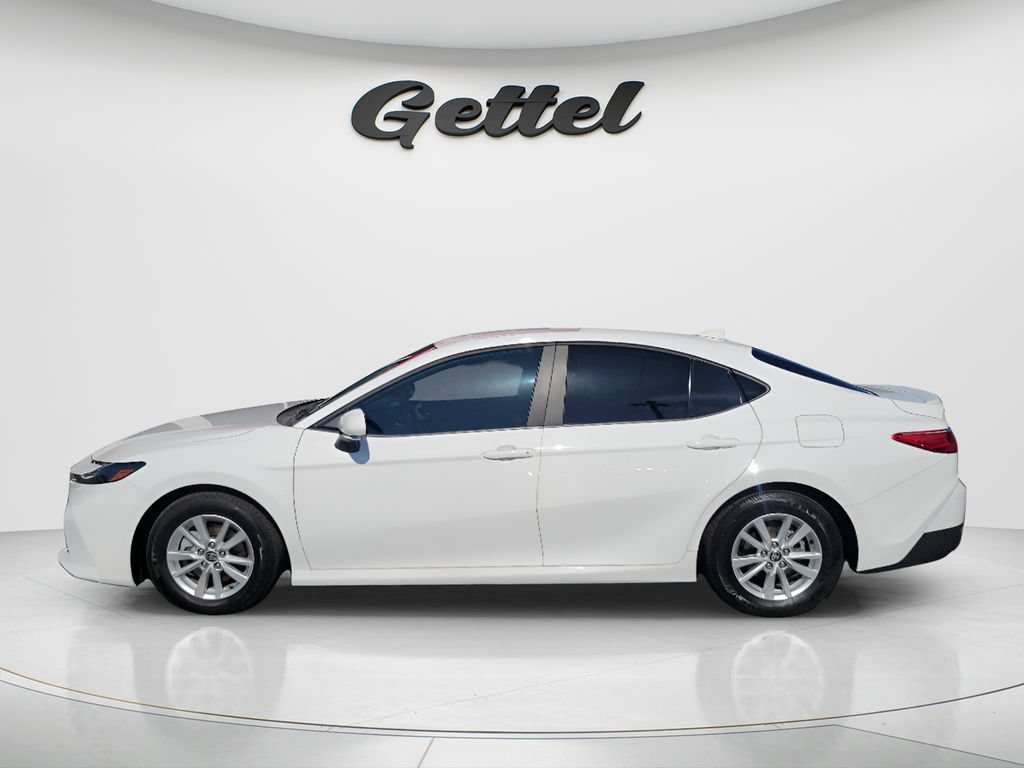 Used 2025 Toyota Camry LE w/ Convenience Package FWD image 8