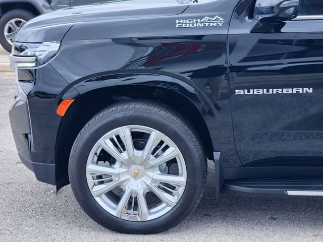 Used 2024 Chevrolet Suburban High Country image 5