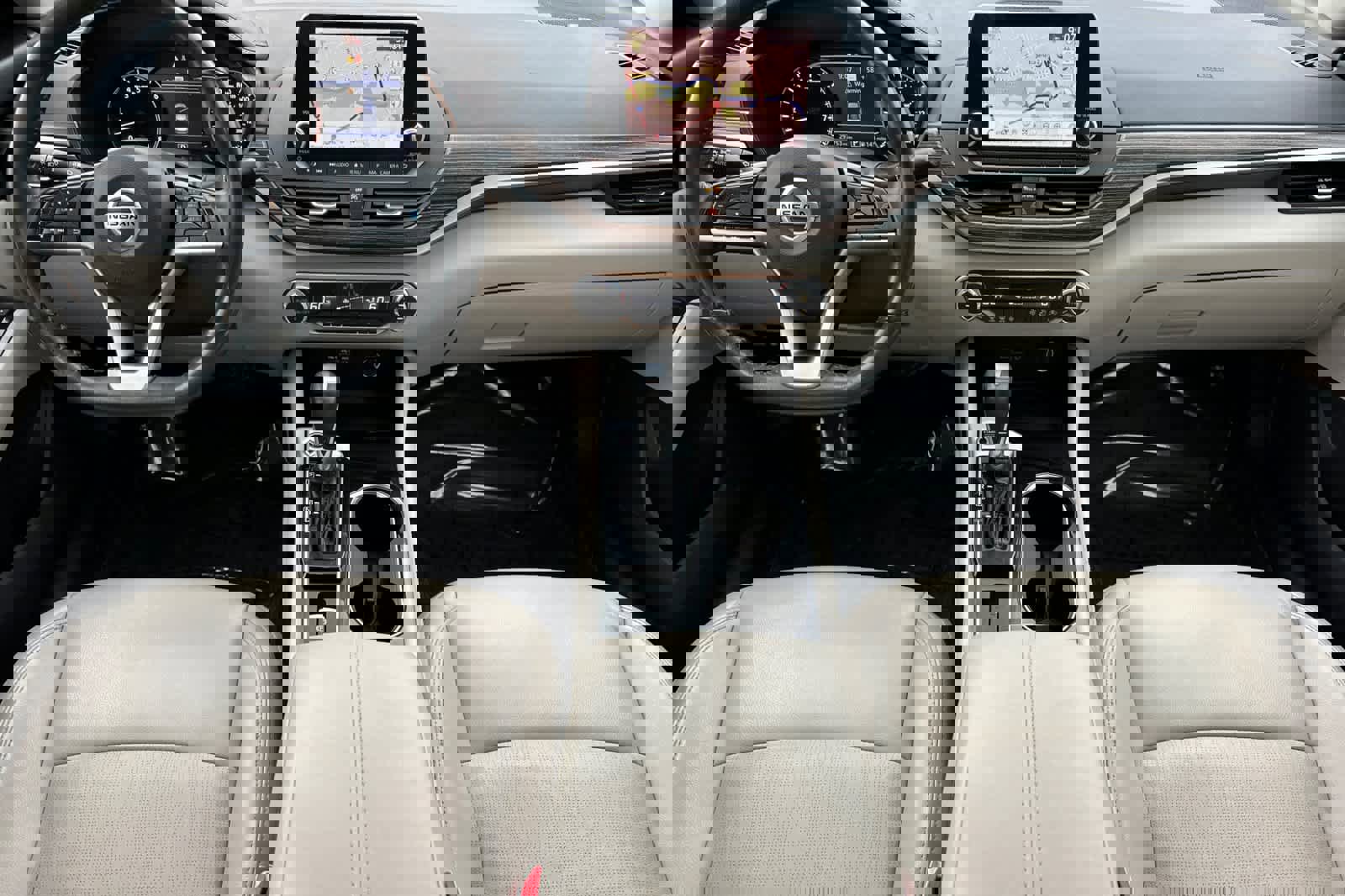 Used 2022 Nissan Altima 2.5 Platinum image 3