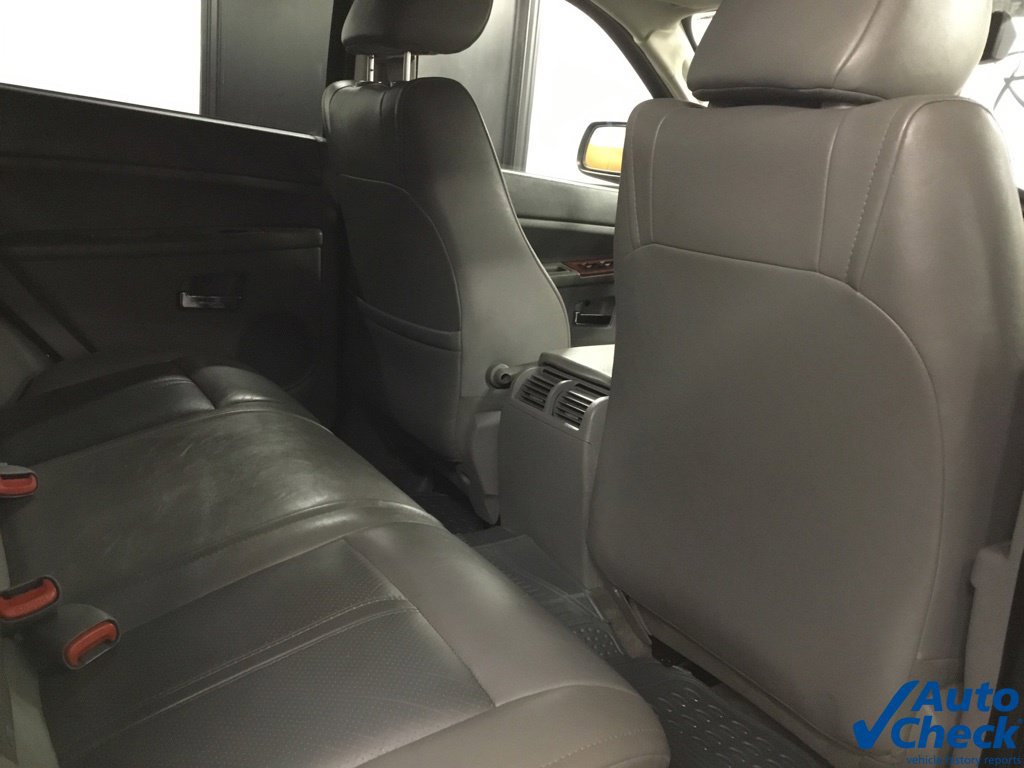 Used 2005 Jeep Grand Cherokee Limited AWD/4WD image 30