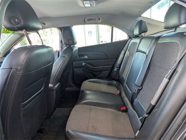 Used 2015 Chevrolet Malibu LT image 7