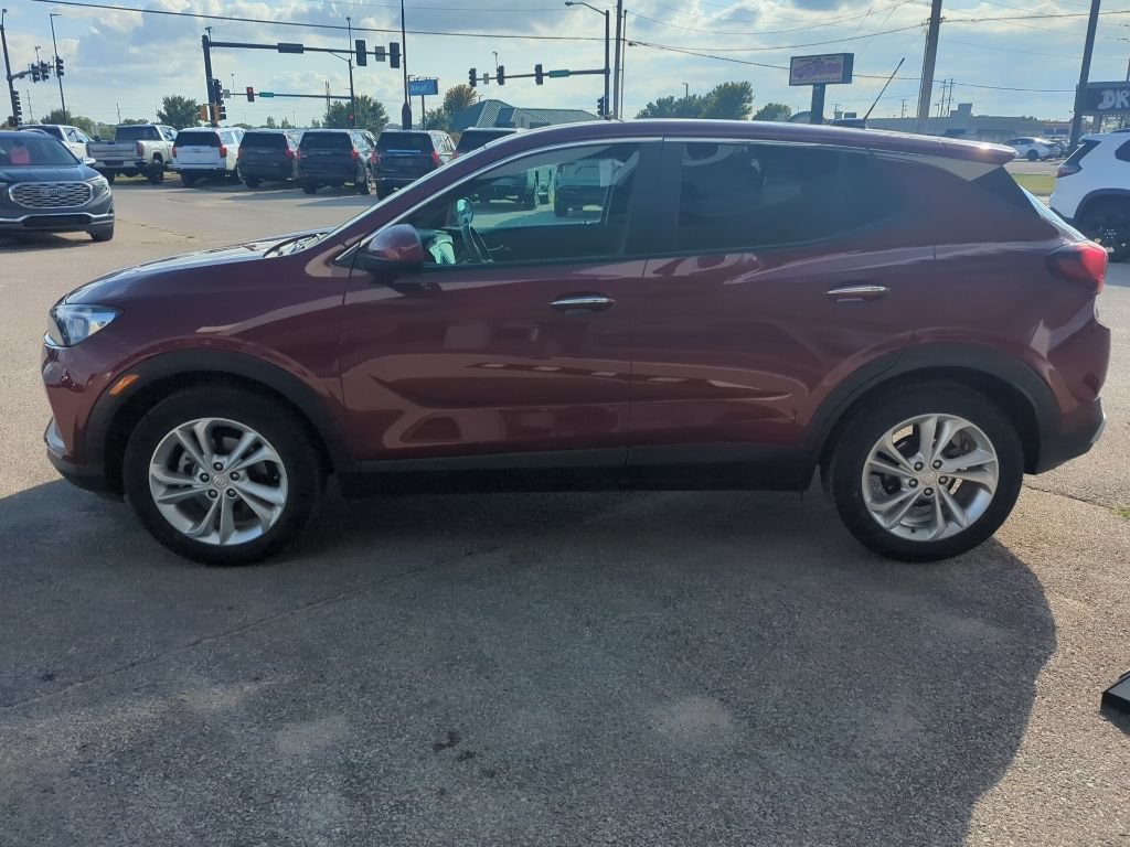 Used 2023 Buick Encore GX Preferred w/ Cold Weather Comfort Package FWD image 3