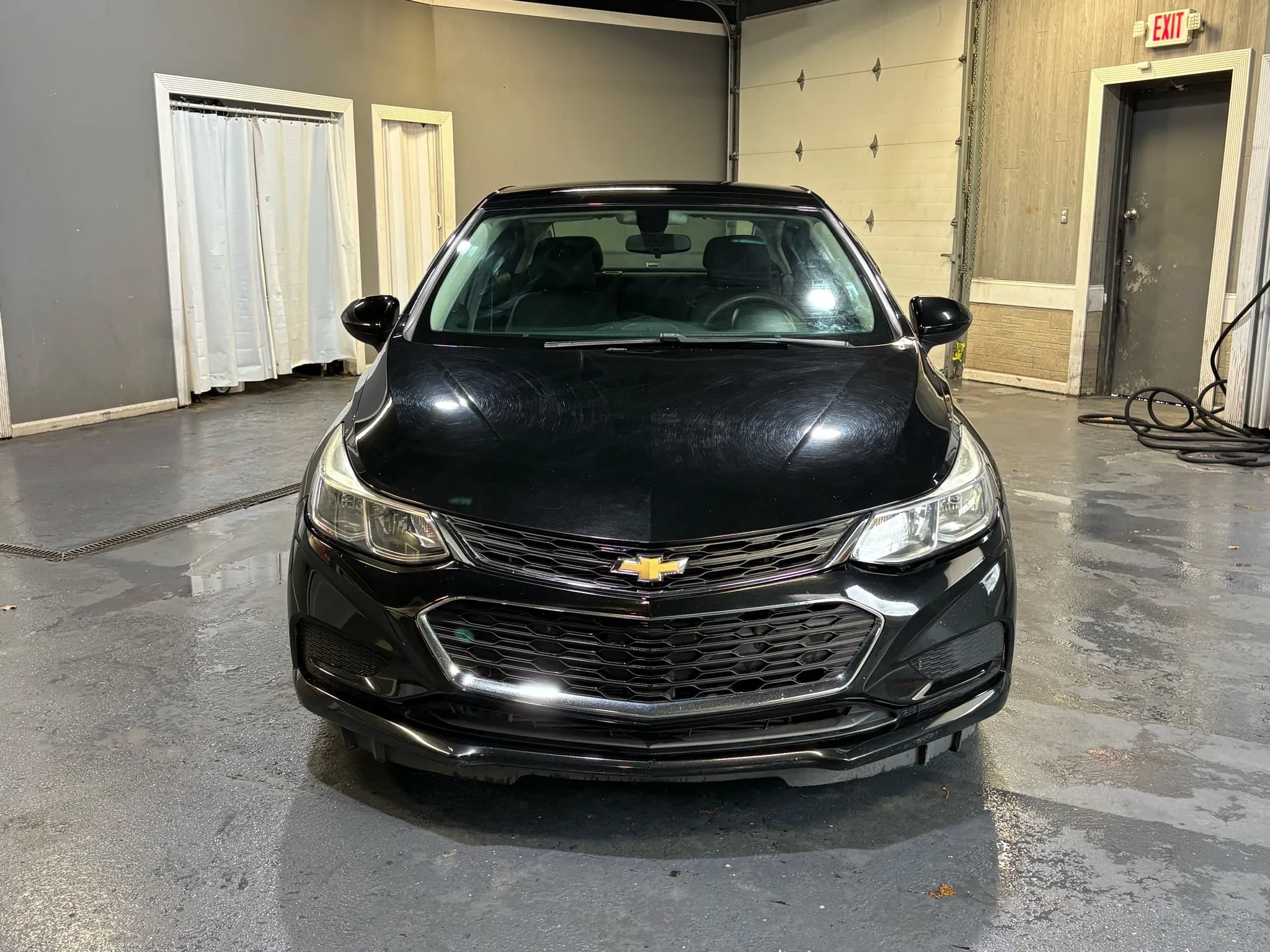 Used 2017 Chevrolet Cruze LS FWD image 2