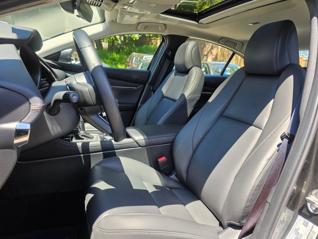 Used 2025 MAZDA MAZDA3 s FWD image 22