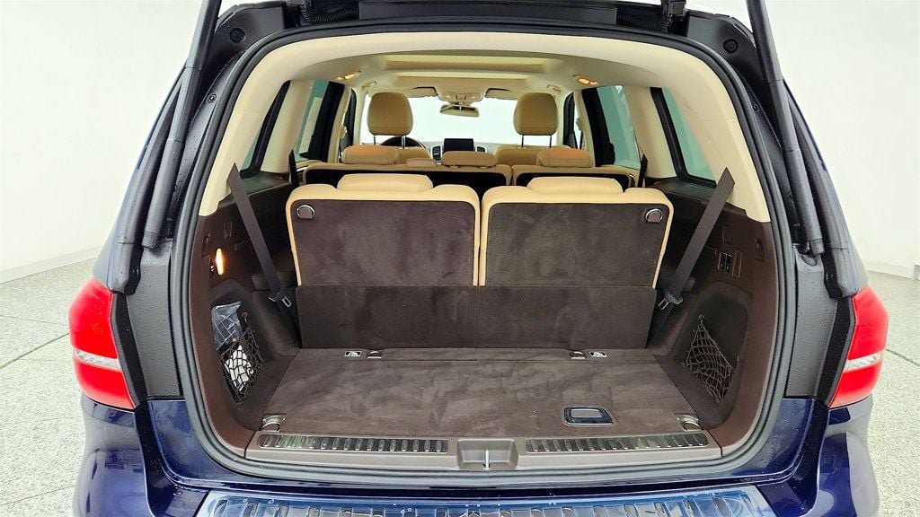 Used 2018 Mercedes-Benz GLS 450 4MATIC w/ Premium Package image 23