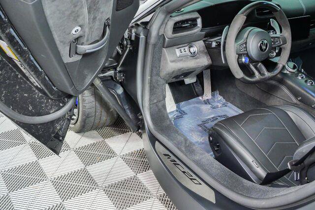 Used 2024 Maserati MC20 Cielo RWD image 17