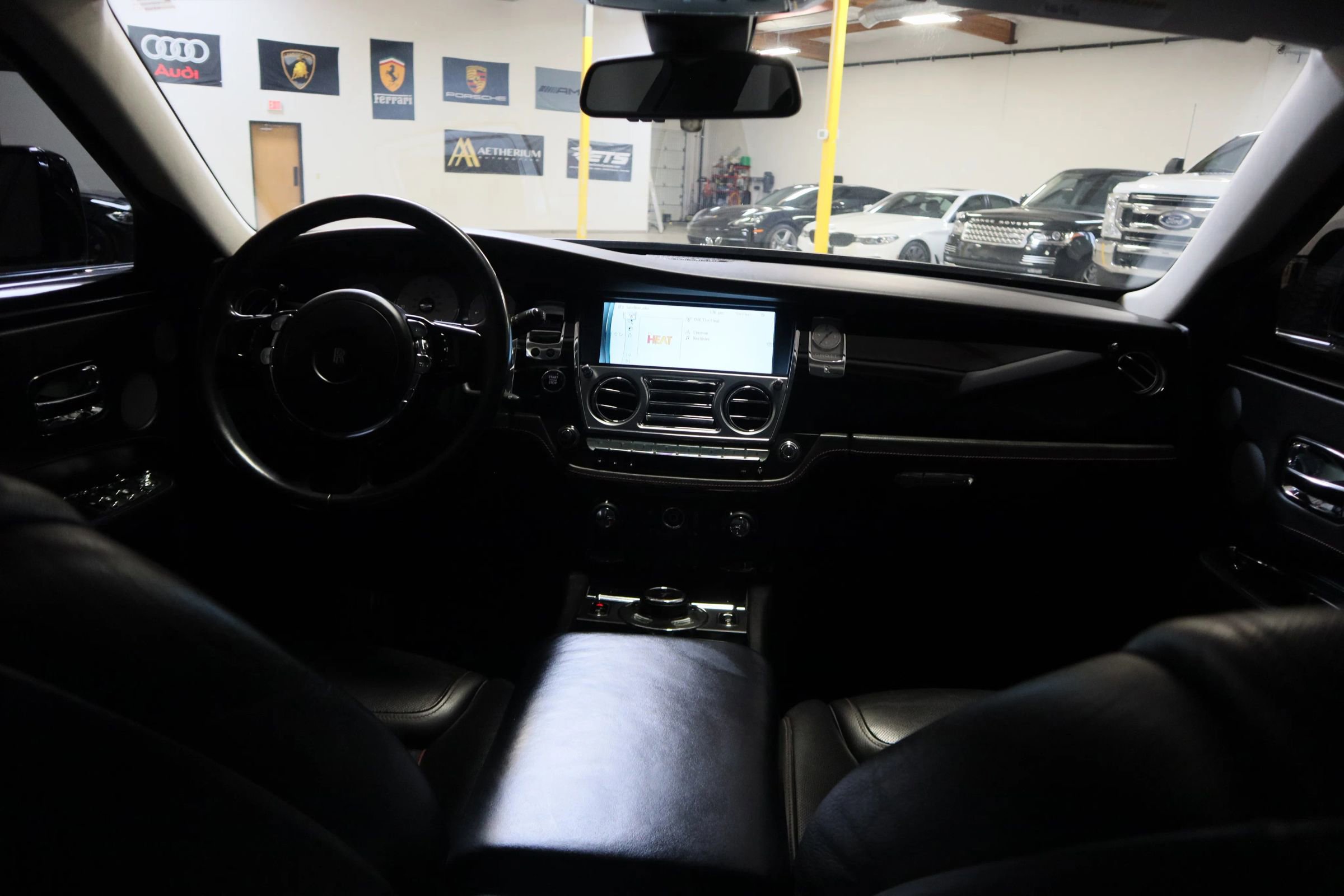 Used 2016 Rolls-Royce Ghost image 13