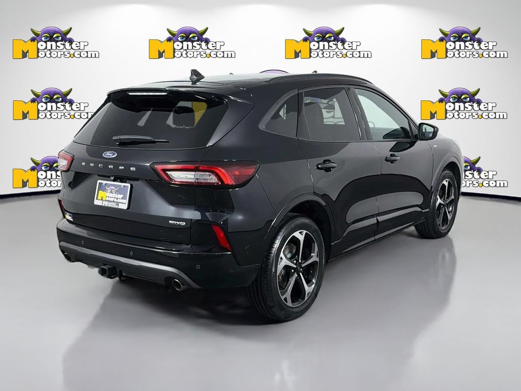 Used 2023 Ford Escape ST-Line Select w/ Tech Pack #1 AWD/4WD image 5