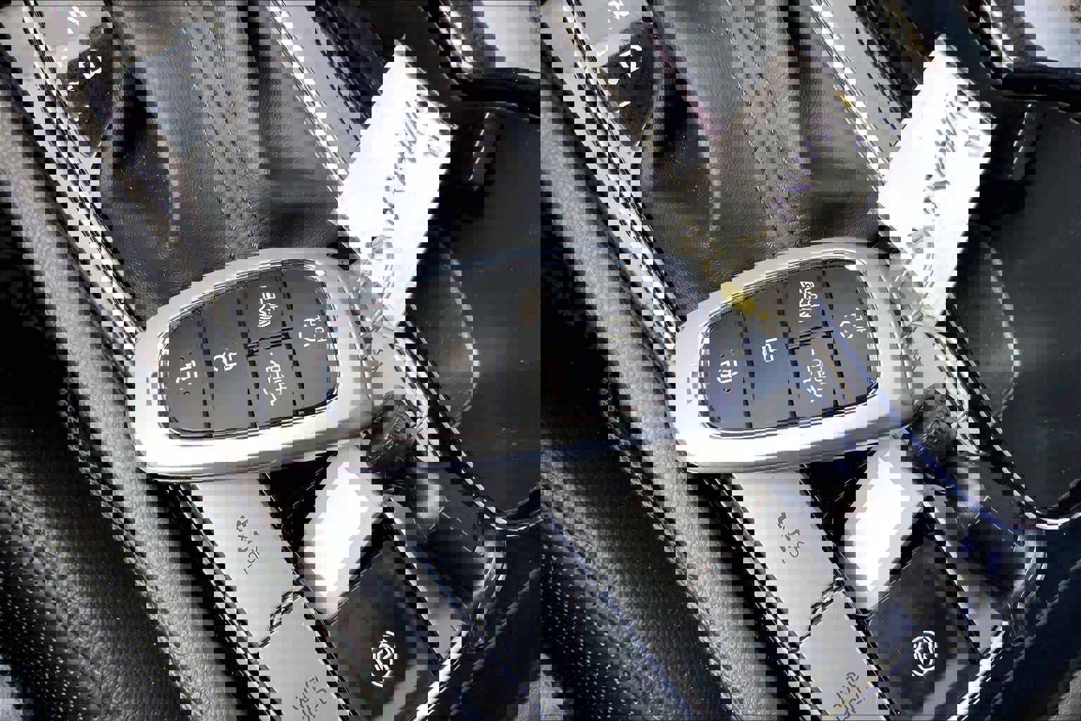 Used 2024 Hyundai Santa Cruz Limited image 13