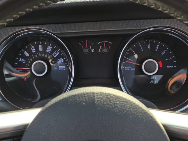 Used 2014 Ford Mustang Convertible RWD image 29