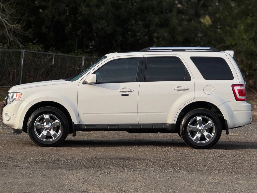 Used 2011 Ford Escape Limited w/ 302A Rapid Spec Order Code AWD/4WD image 4