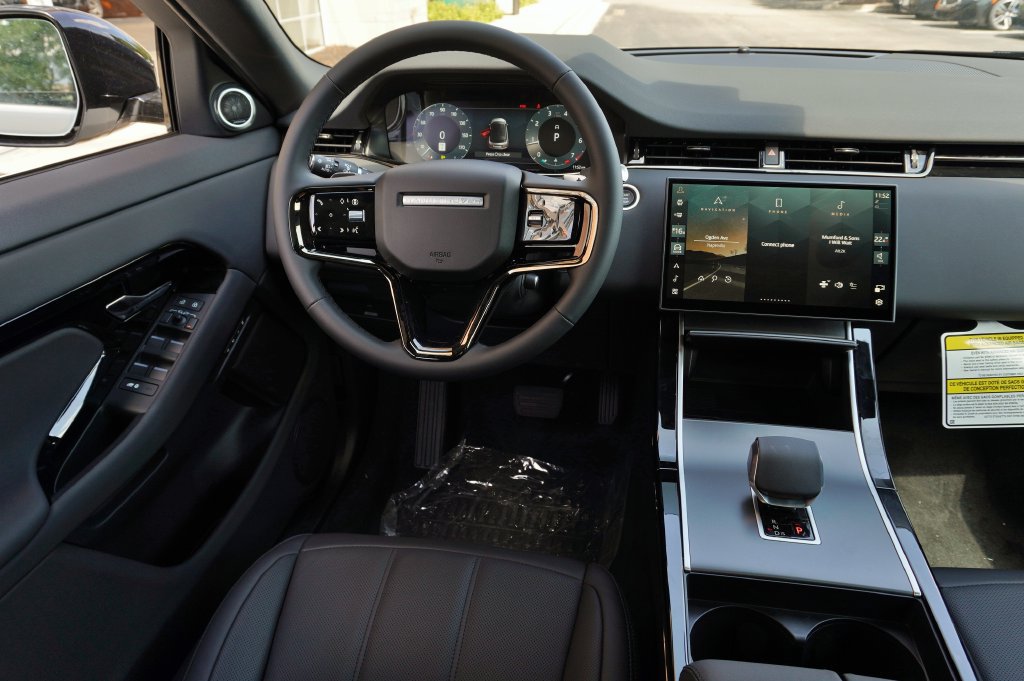 New 2026 Land Rover Range Rover Evoque S AWD/4WD image 15