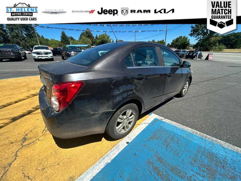 Used 2015 Chevrolet Sonic LT FWD image 9