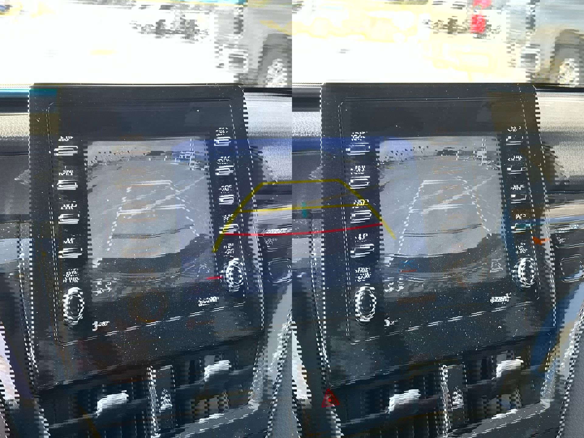 Used 2024 Toyota Camry SE image 23