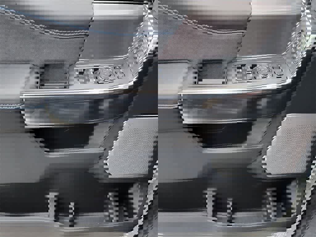 New 2026 Ford F250 Platinum image 21