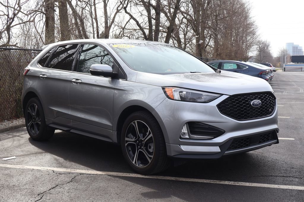 Used 2023 Ford Edge ST image 10