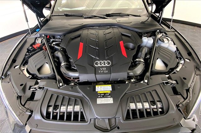 New 2025 Audi S8 w/ Executive Package image 11