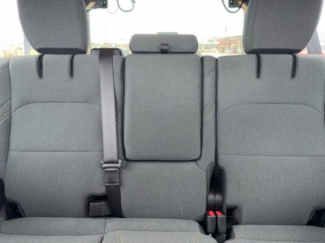 Used 2025 Jeep Wrangler Sahara 4xe image 21