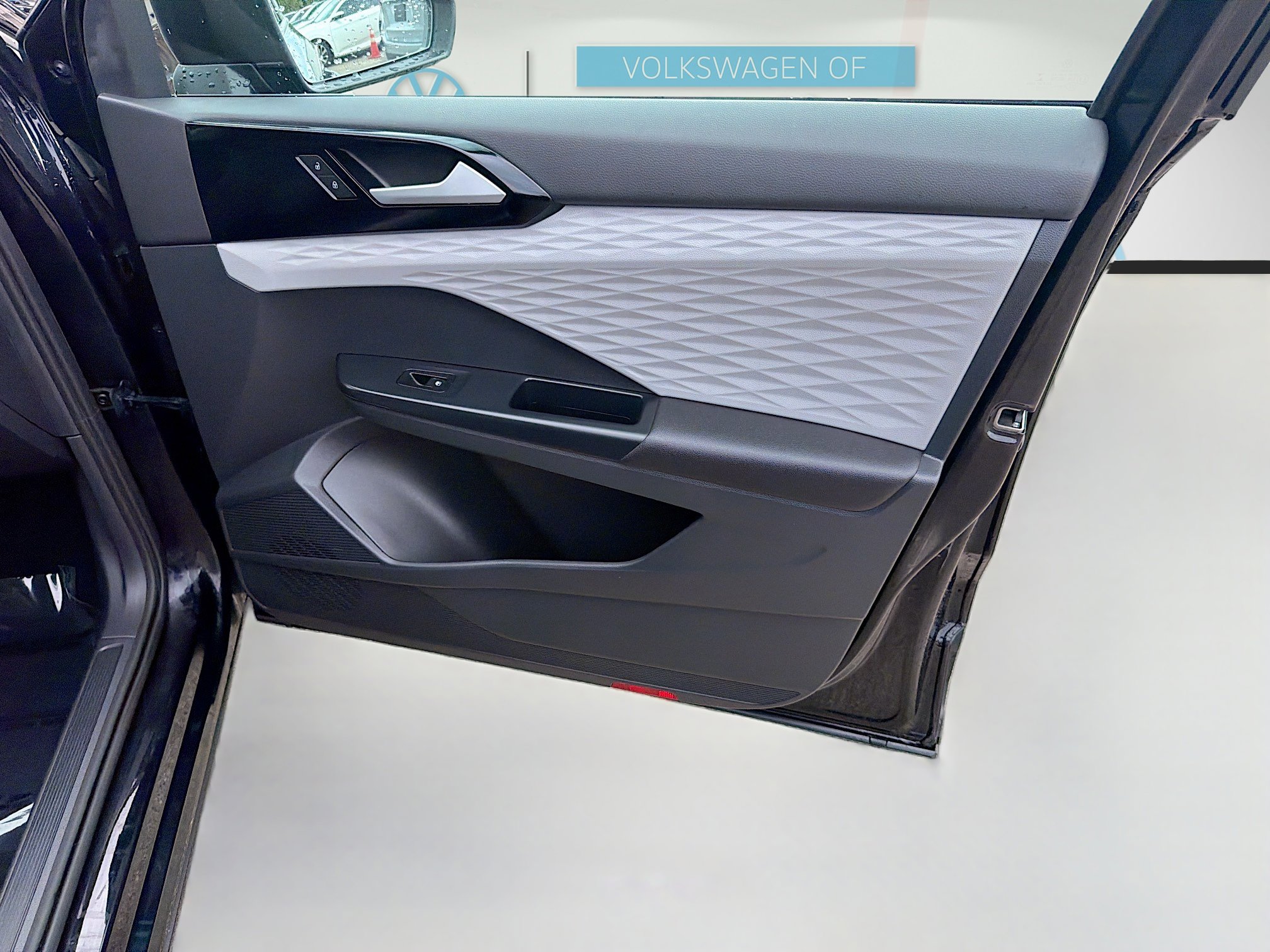 Certified 2023 Volkswagen Taos S image 32