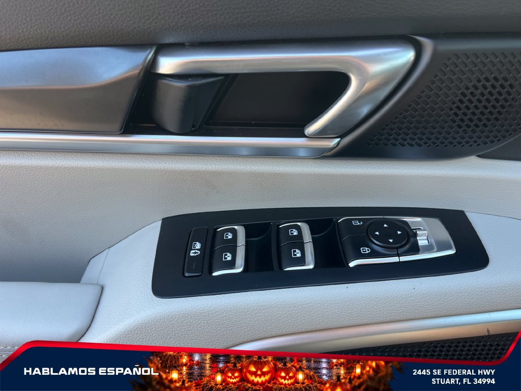 Used 2024 Kia Telluride S FWD image 17