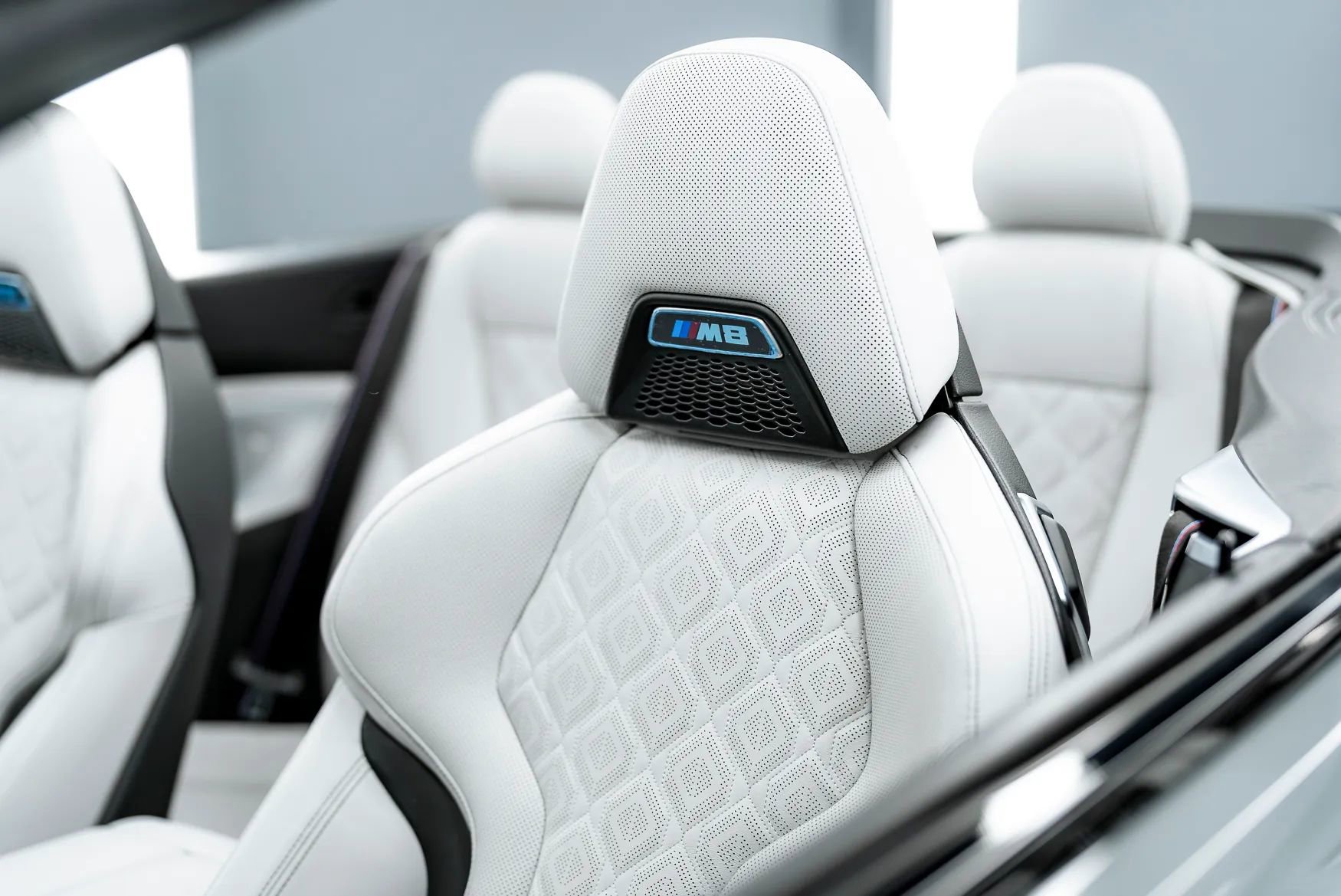 Used 2023 BMW M8 Competition AWD/4WD image 2