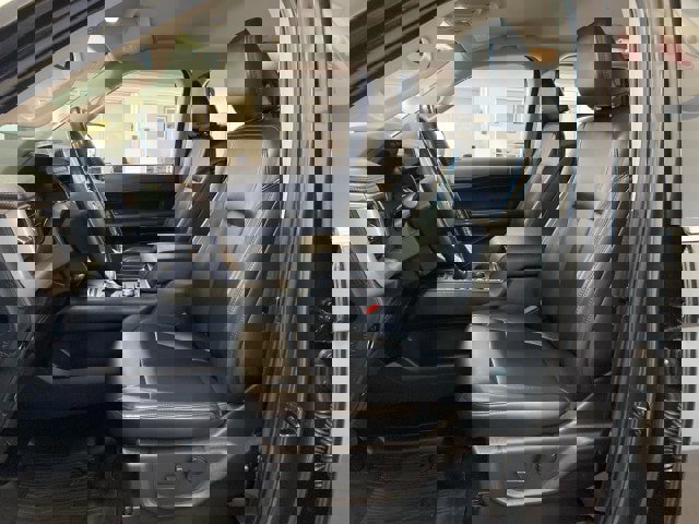 Used 2023 Ford Expedition Max XLT image 17