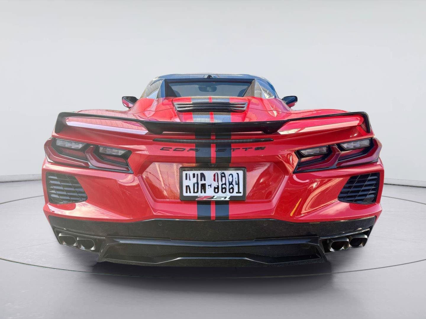 Used 2022 Chevrolet Corvette Stingray Convertible w/ Z51 Performance Package RWD image 4
