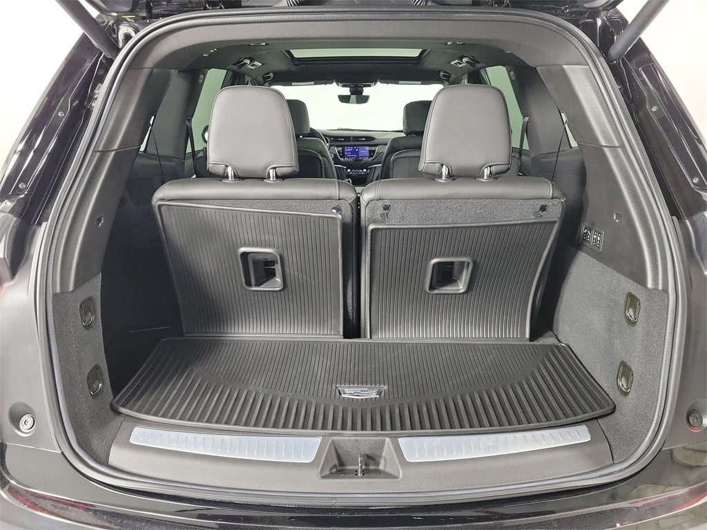 Certified 2024 Cadillac XT6 Premium Luxury w/ Technology Package image 8