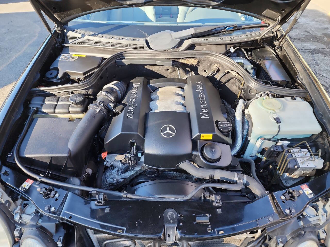 Used 2000 Mercedes-Benz CLK 320 Cabriolet image 23