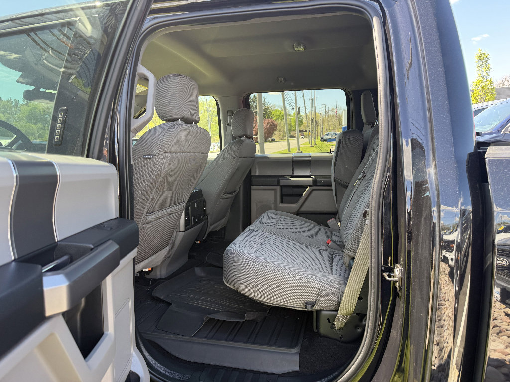 Used 2020 Ford F150 XLT w/ Equipment Group 302A Luxury AWD/4WD image 10