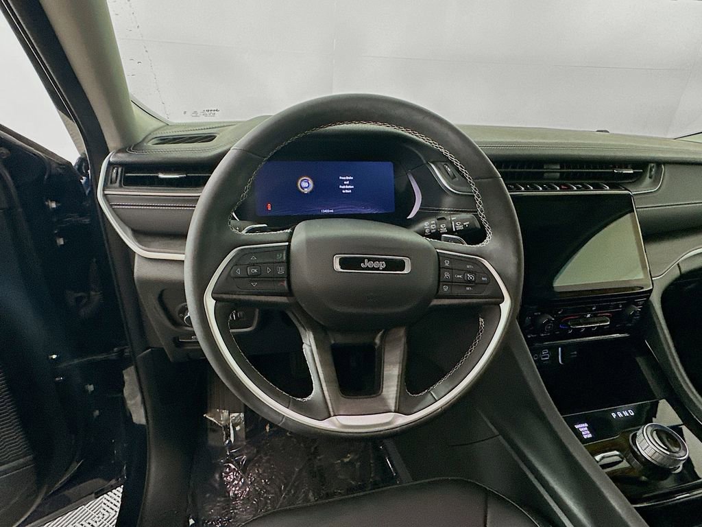 Certified 2023 Jeep Grand Cherokee Limited image 19