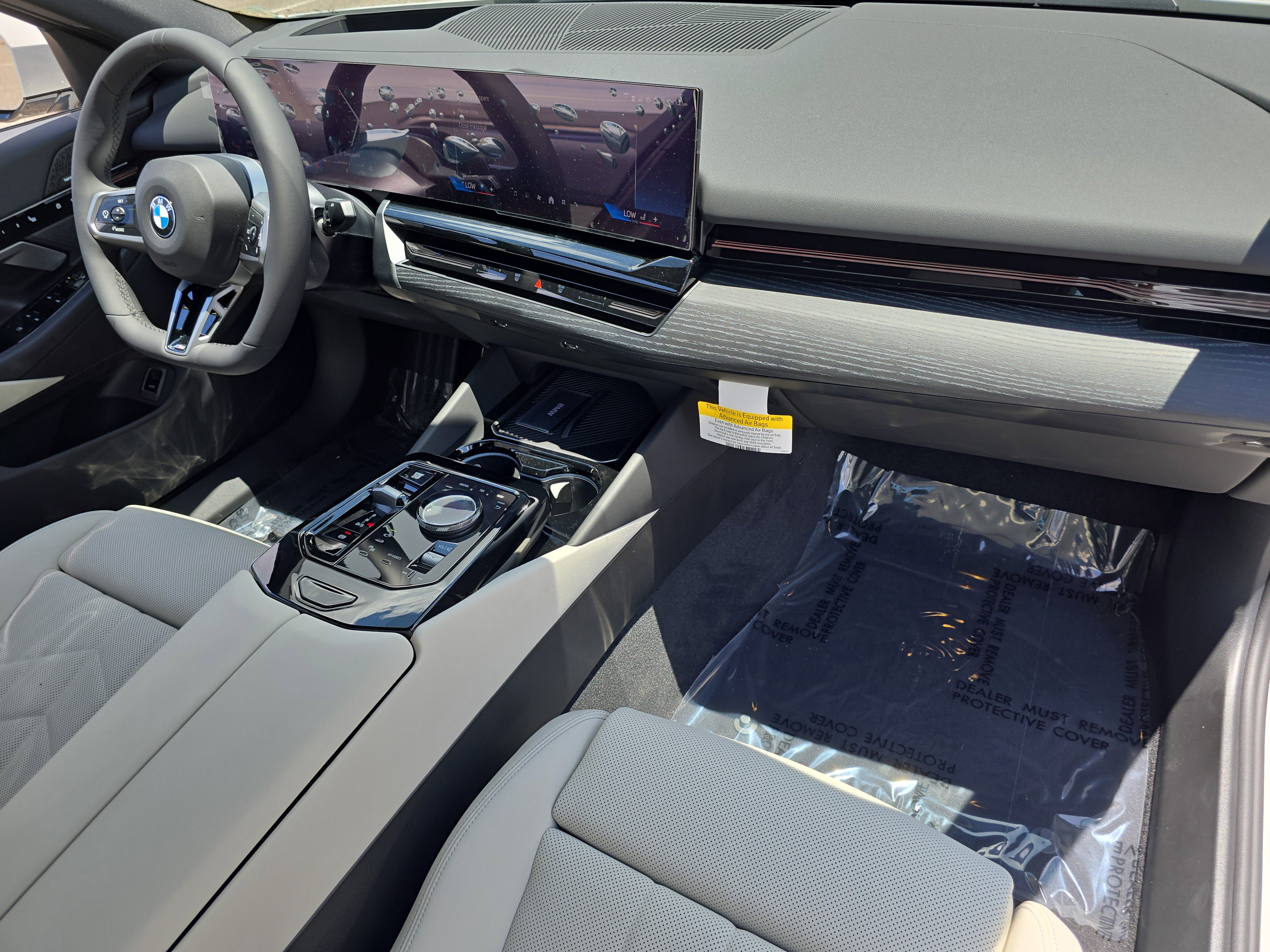 New 2026 BMW 530i xDrive w/ M Sport Package image 11