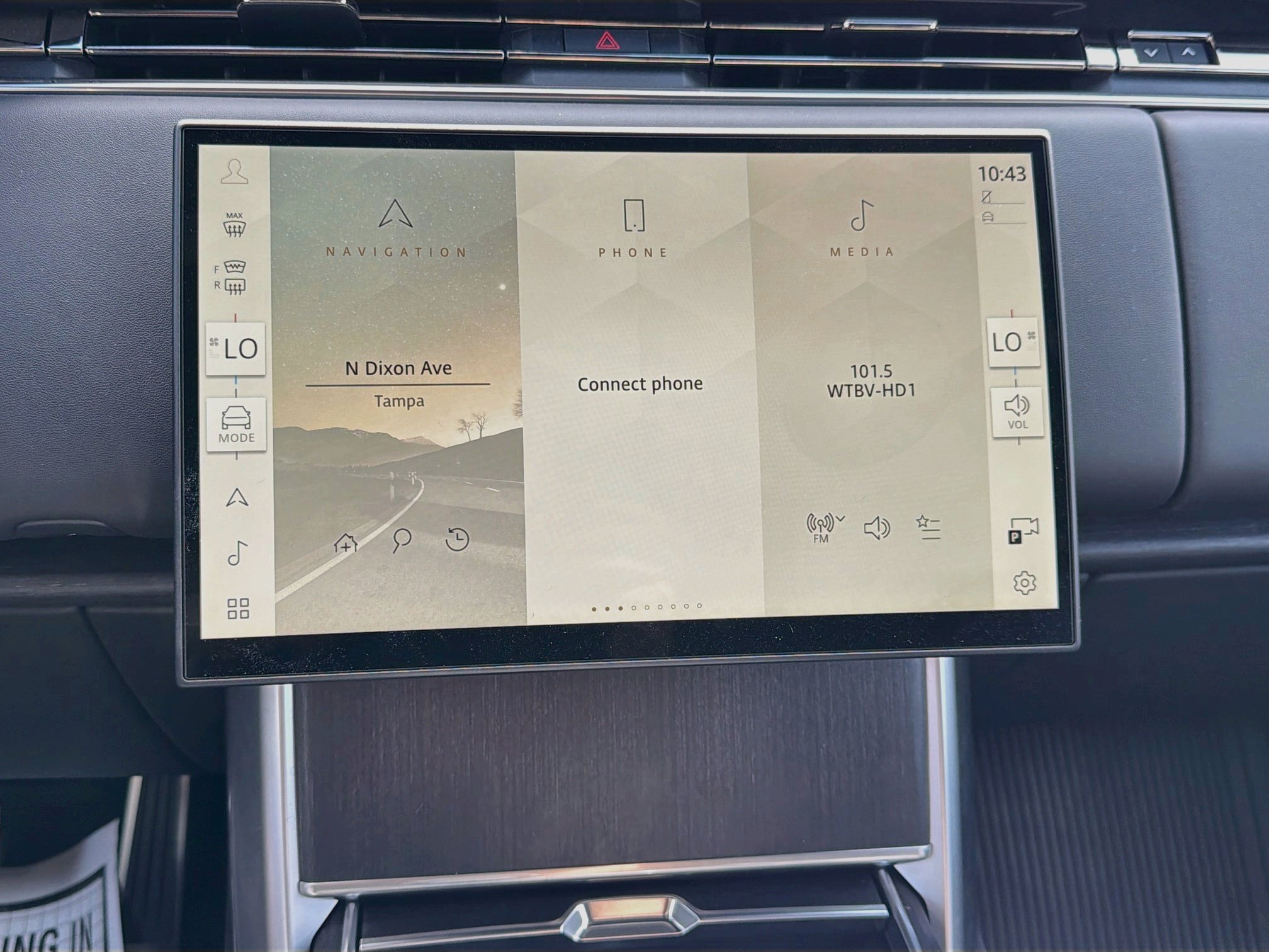 New 2026 Land Rover Range Rover SE AWD/4WD image 29