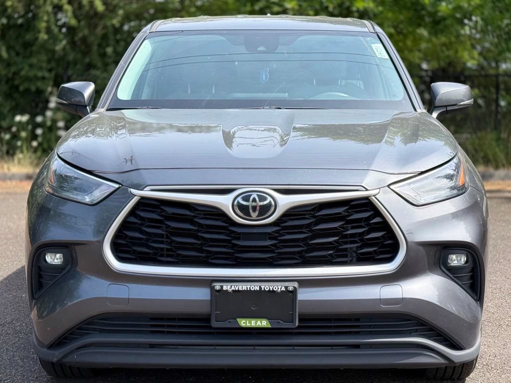 Certified 2023 Toyota Highlander LE FWD image 8