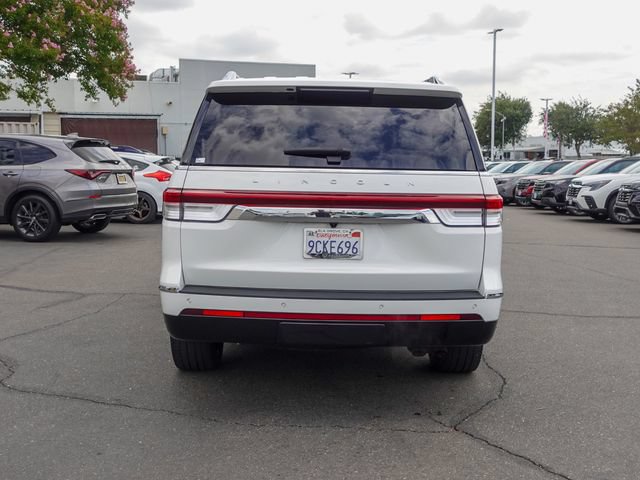 Used 2022 Lincoln Navigator Reserve AWD/4WD image 7