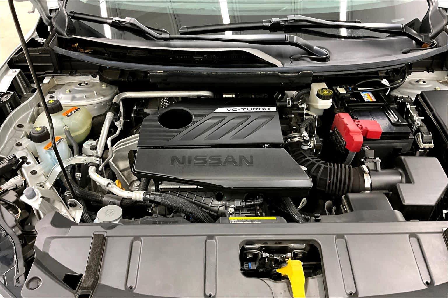 Used 2024 Nissan Rogue SV FWD image 31