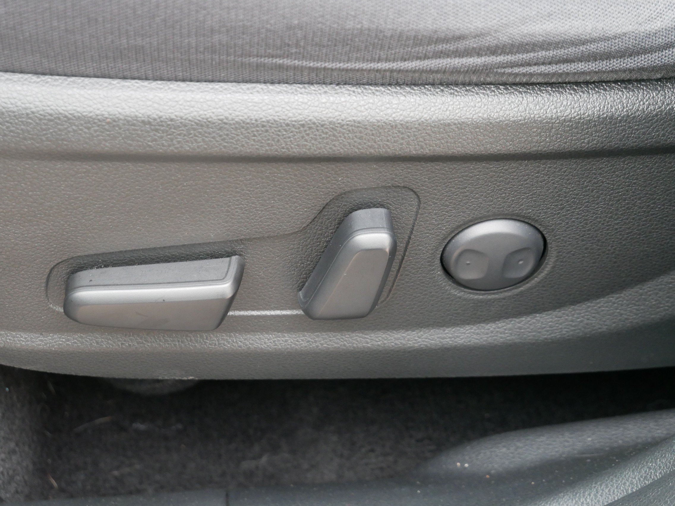 Used 2023 Hyundai Santa Fe SEL AWD/4WD image 12