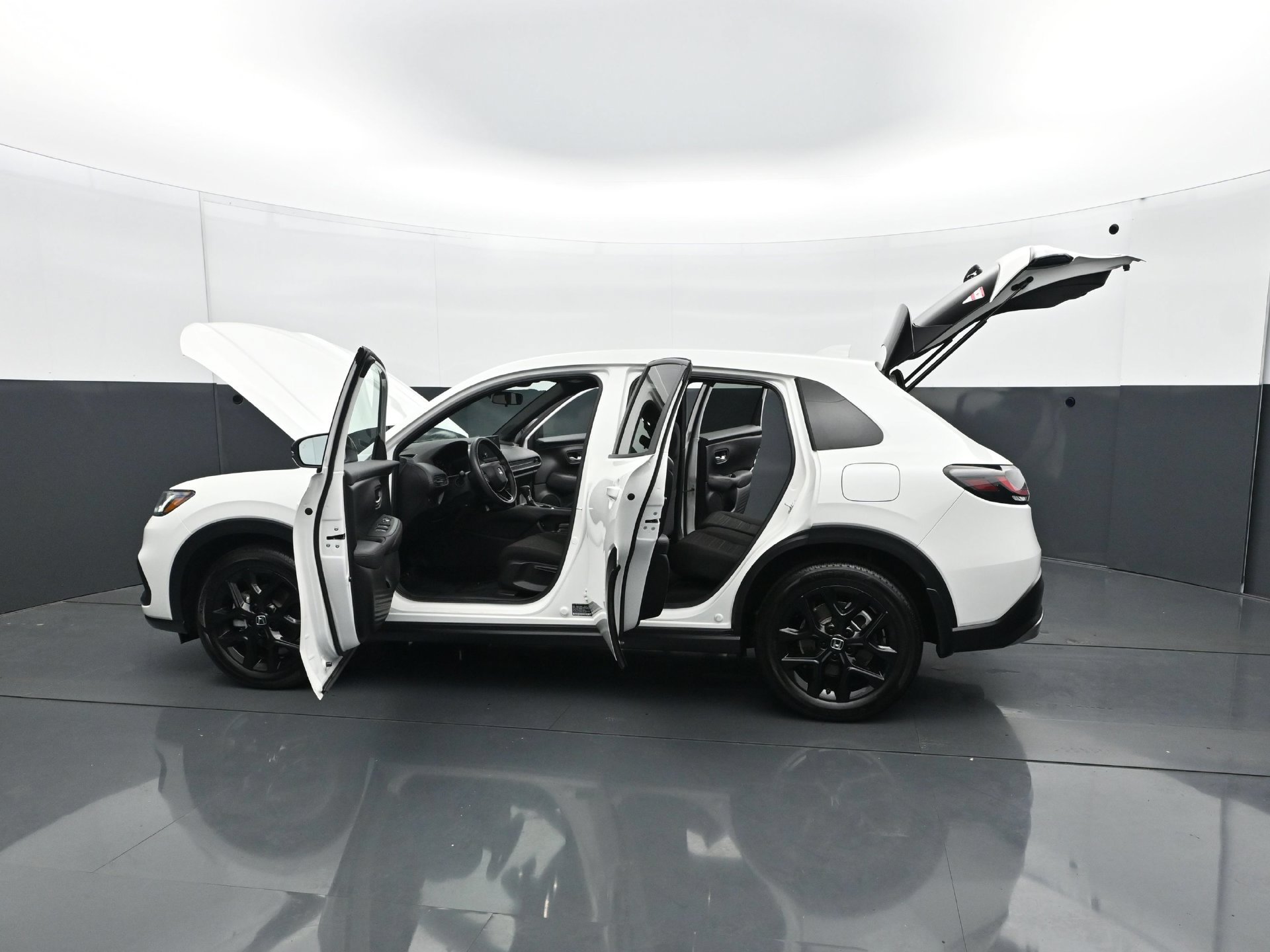 Used 2024 Honda HR-V Sport image 30