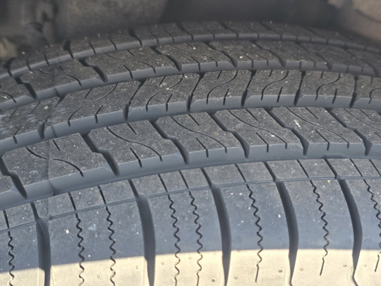 Used 2024 Honda Pilot EX-L image 10