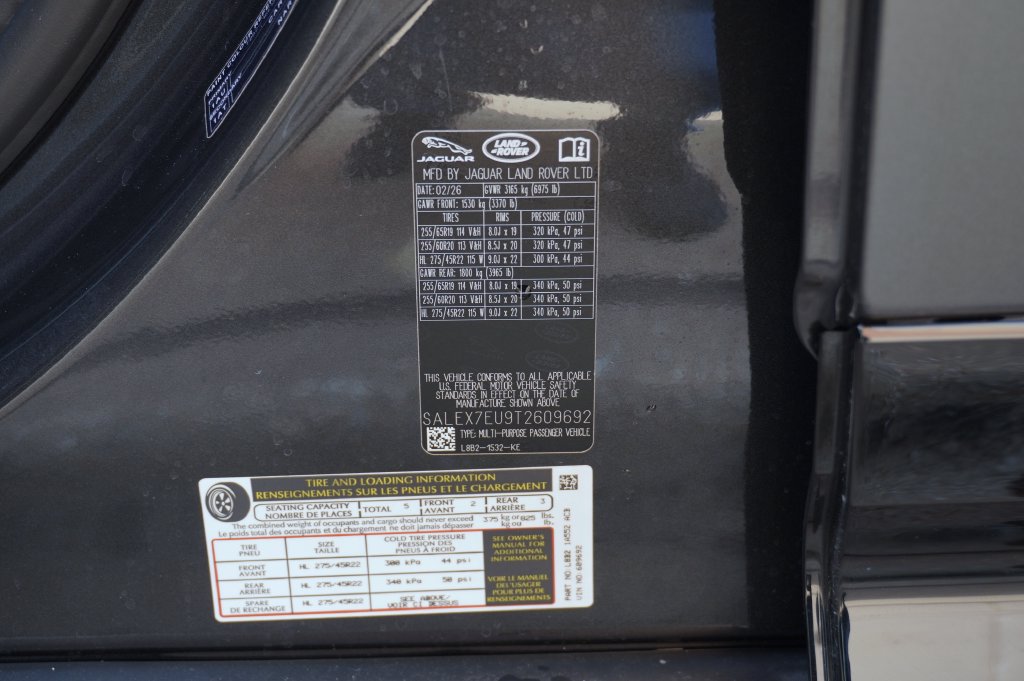 Used 2026 Land Rover Defender 110 X AWD/4WD image 32