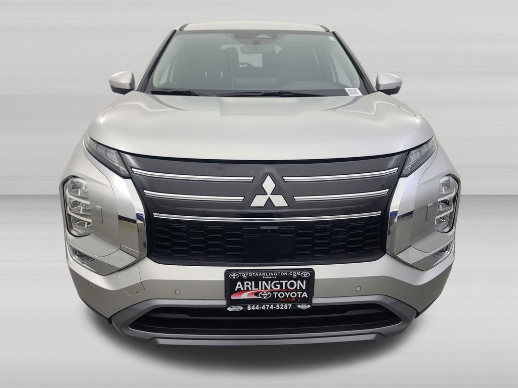 Used 2025 Mitsubishi Outlander SE AWD/4WD image 9