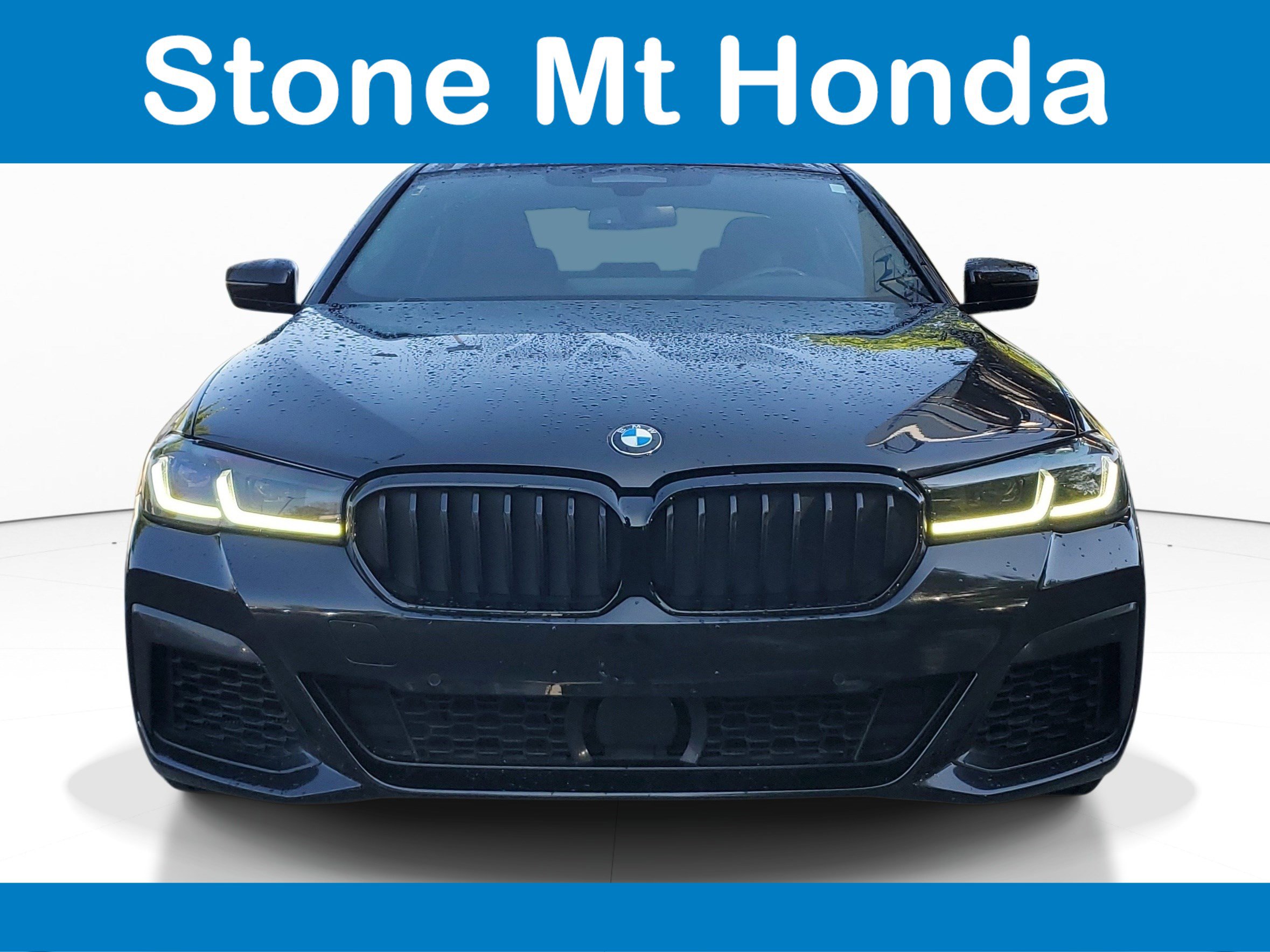 Used 2022 BMW 540i w/ M Sport Package image 2