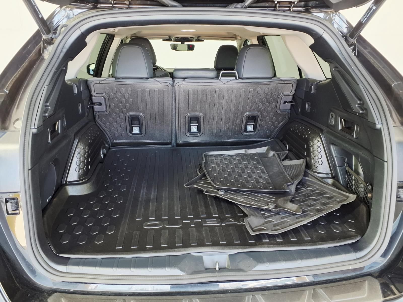 Certified 2024 Subaru Outback Onyx Edition AWD/4WD image 8