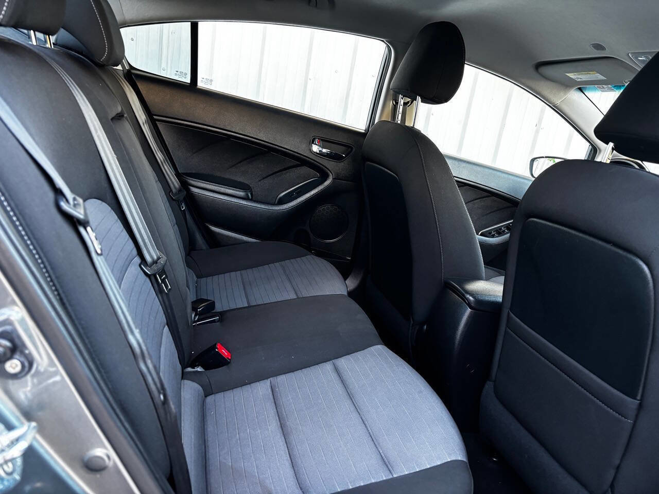 Used 2015 Kia Forte EX image 18