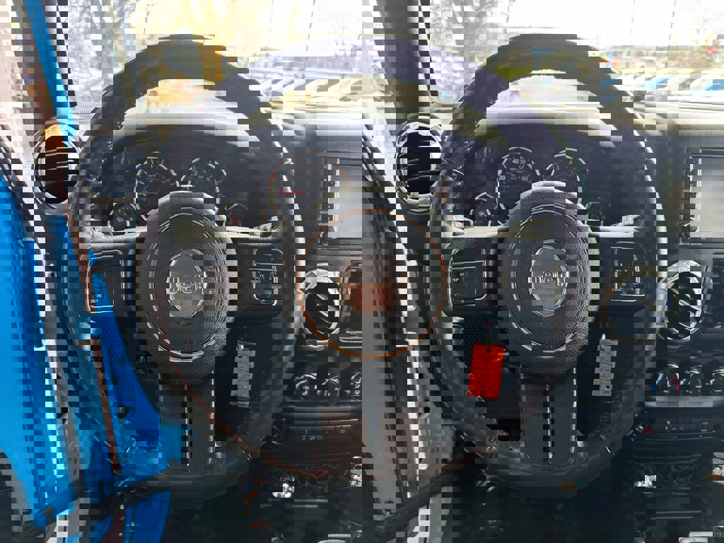 Used 2018 Jeep Wrangler Unlimited Sahara image 20