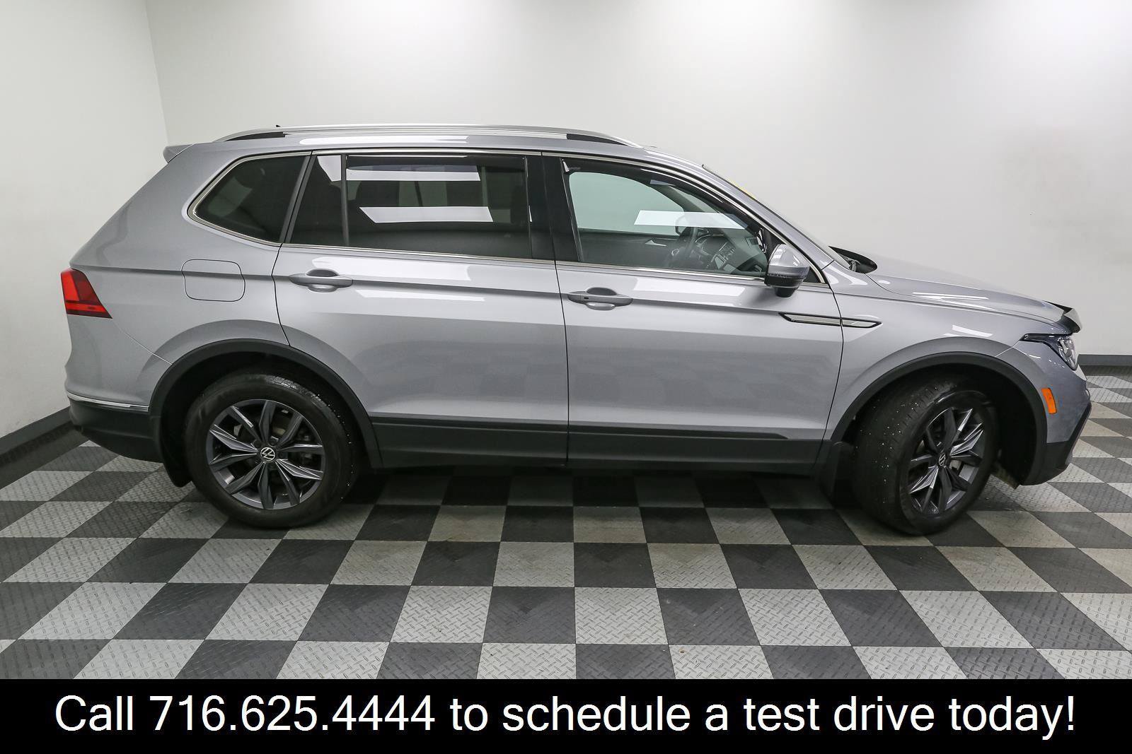 Certified 2023 Volkswagen Tiguan SE AWD/4WD image 9
