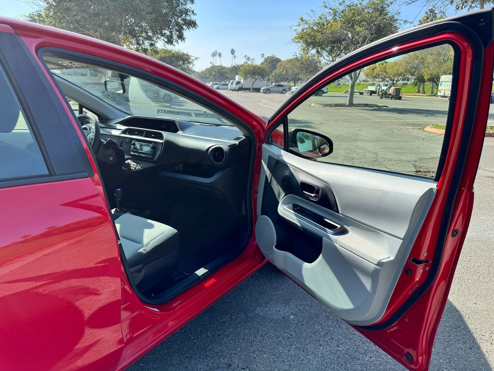 Used 2013 Toyota Prius C Two FWD image 17