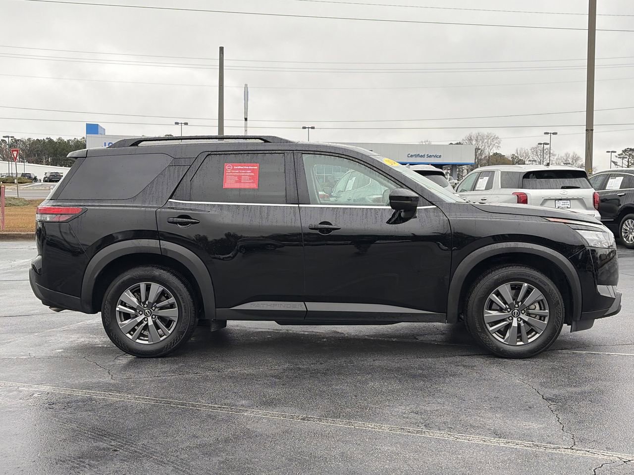 Certified 2024 Nissan Pathfinder SV image 6
